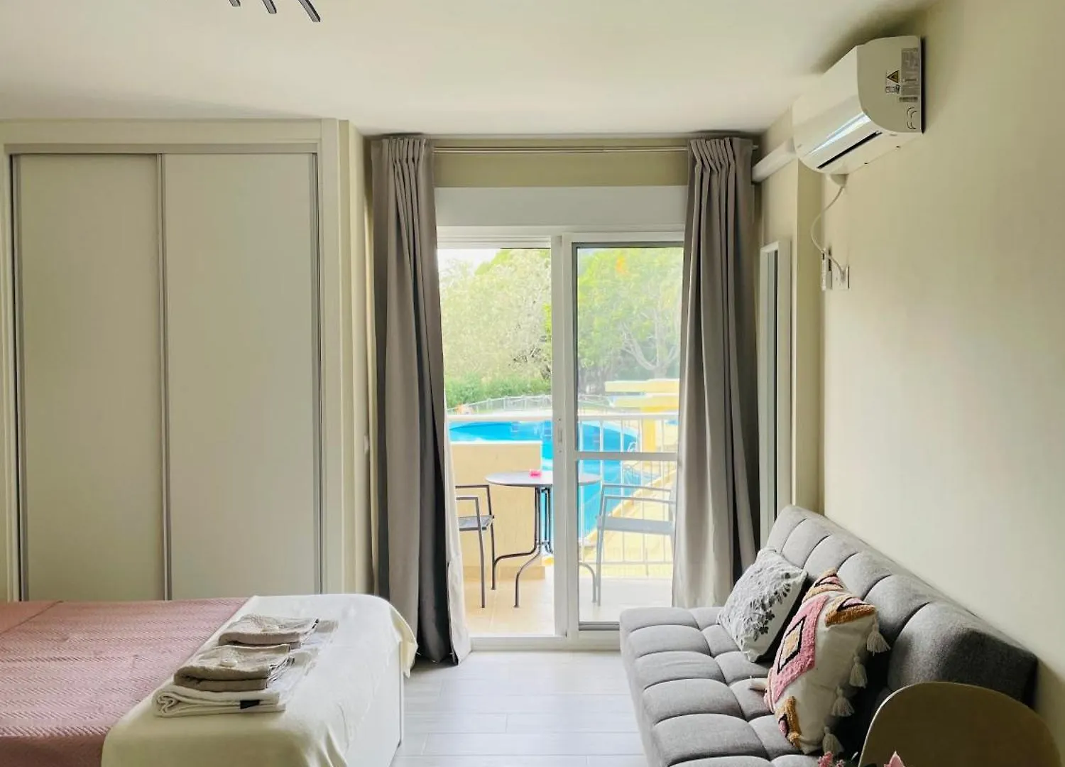 Appartement Jupiter Sun & Beach -Recepcion 24 Hs - Piscinas Abiertas Todo El Ano Benalmádena